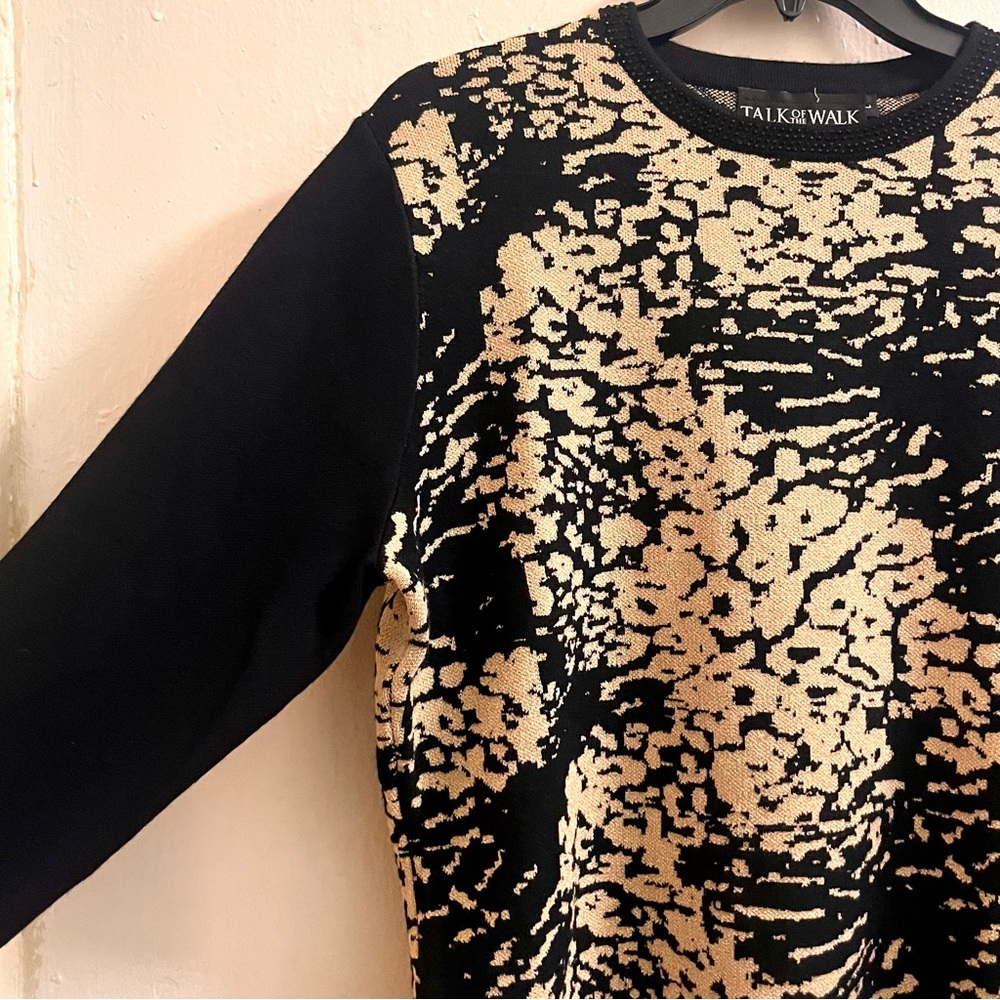 🆕 gold metallic & black abstract animal print sweater with rhinestone neckline - Picture 8 of 13